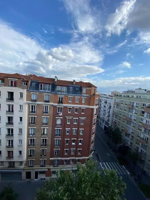 Studio Neuf, Calme, Lumineux, 8E Etage Párizs Apartman