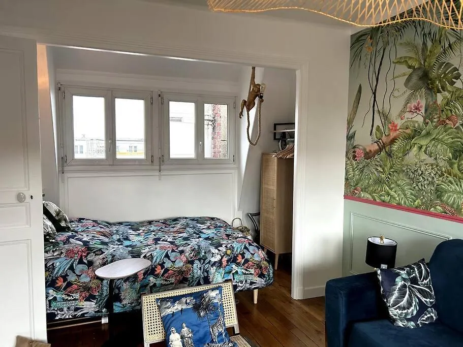 Daire Studio Neuf, Calme, Lumineux, 8E Etage Paris Fransa