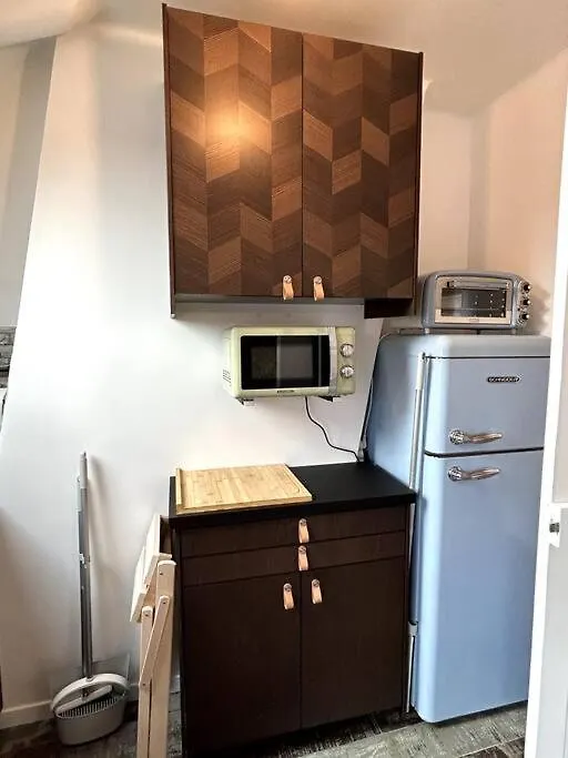 Studio Neuf, Calme, Lumineux, 8E Etage Paříž 0*,  Francie